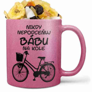 Hrnek Bába na kole (růžový) (Náplň hrníčku: Tropická směs)