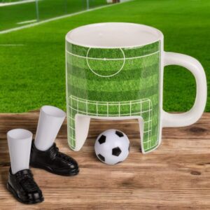 Fotbalový hrnek s botami a míčkem