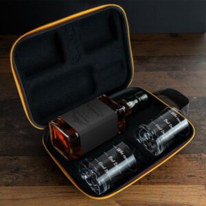 Elegantní pouzdro na whisky se sklenicemi Who Cares